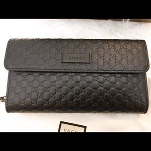 🖤SOLD🖤Auth. Gucci signature black leather wallet